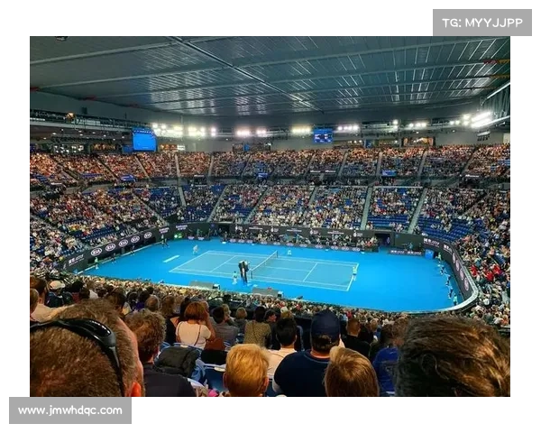 澳网夜场比赛灯光系统升级有效缓解球员眩光问题提升赛事体验 澳网夜场比赛灯光系统升级有效缓解球员眩光问题提升赛事体验